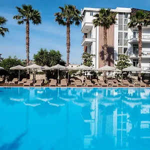https://kolosjani-hotel.albaniahotels.org